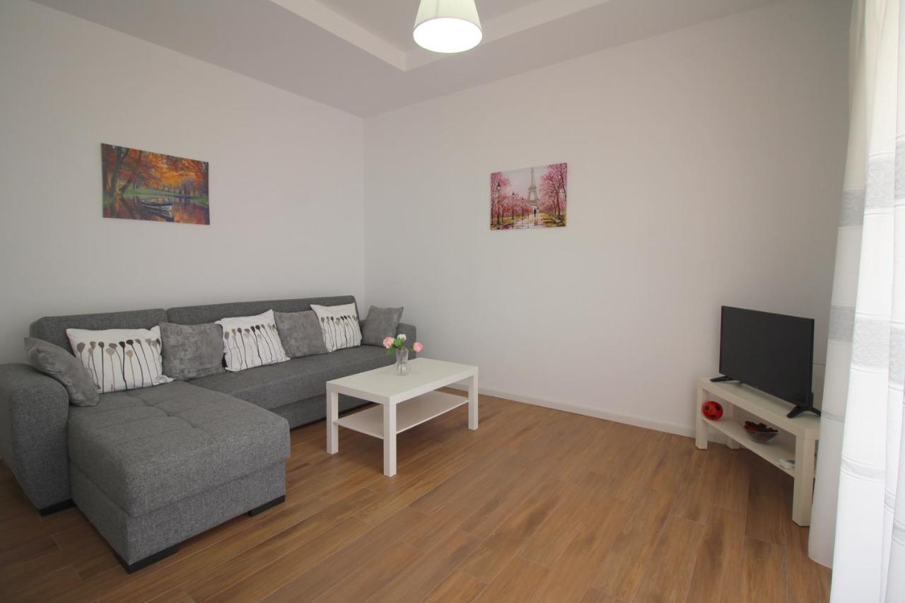 Nefeli Apartments Саранда Екстер'єр фото