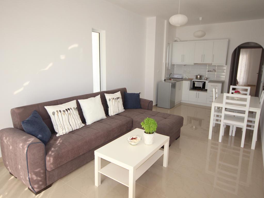 Nefeli Apartments Саранда Екстер'єр фото