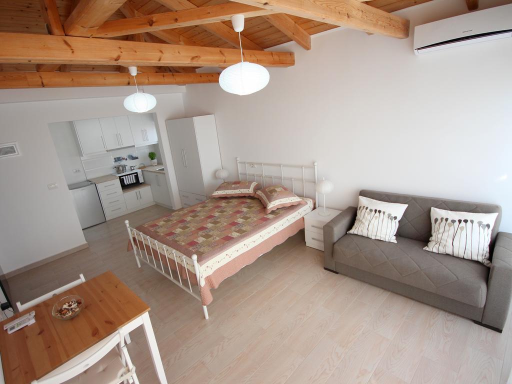Nefeli Apartments Саранда Екстер'єр фото