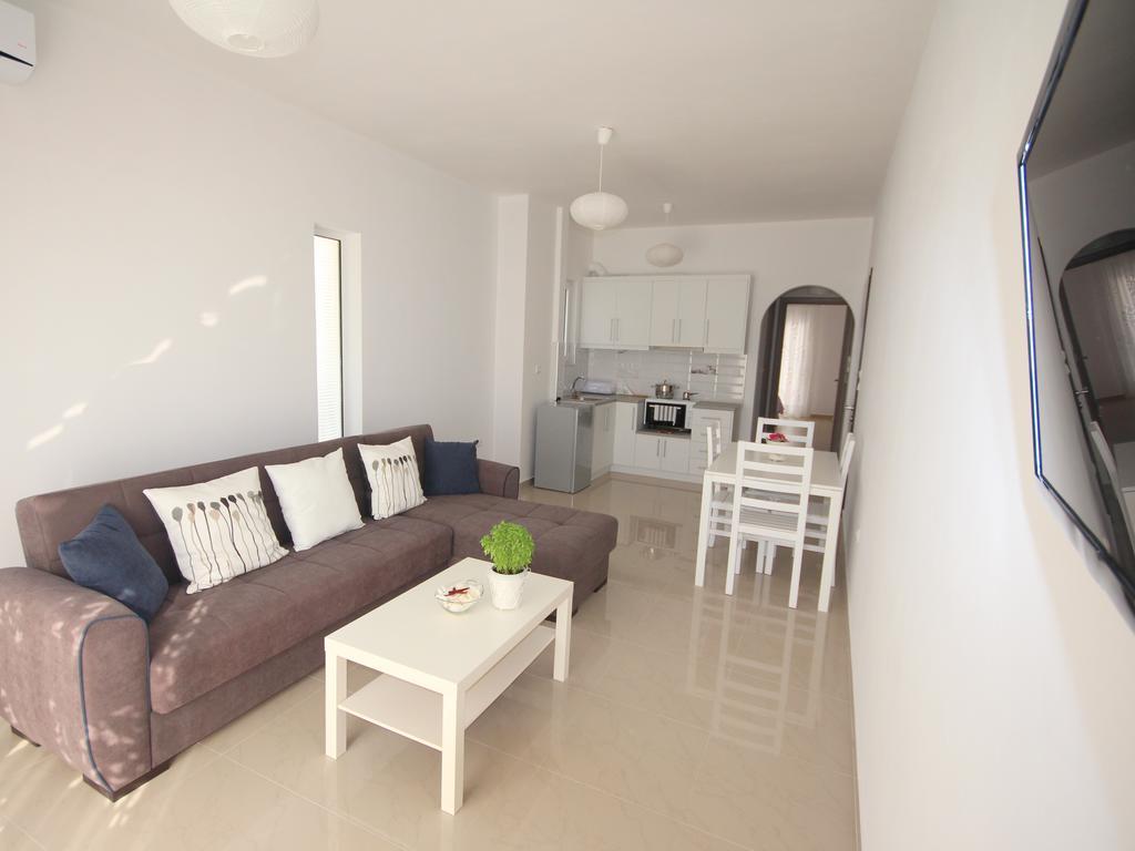 Nefeli Apartments Саранда Екстер'єр фото