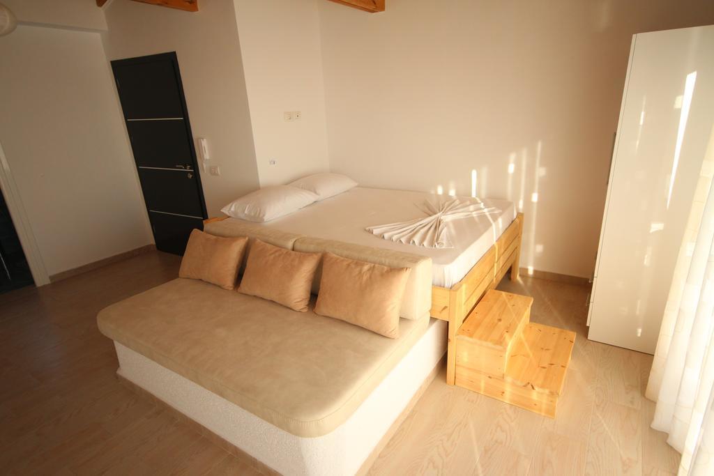 Nefeli Apartments Саранда Екстер'єр фото