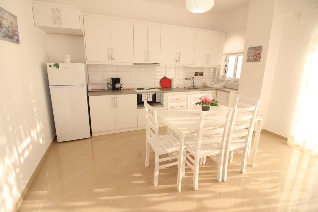 Nefeli Apartments Саранда Екстер'єр фото